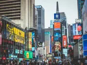 Cinco destinos en el mundo para los amantes de las compras: de las mejores ofertas a las tiendas más exclusivas