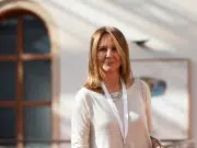 ‘El sector literario está encantado de colaborar con el audiovisual’: María Dueñas habla de adaptaciones, libros y nuevos proyectos