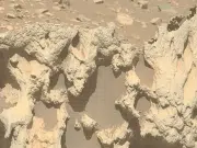 Científicos de la Nasa quedaron asombrados con el hallazgo de una piedra en Marte