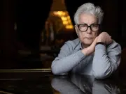 ‘Si empiezas a leer un libro y te aburres, deberías tirarlo’ / Entrevista con el escritor inglés Ken Follett