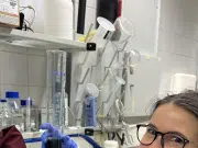 Nueva técnica permite reciclar textiles mixtos casi por completo con solvente no tóxico creado por científicos