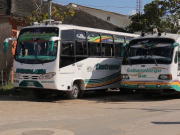 Bus se quemó mientras hacía la ruta San Andrés–Guaca en Santander