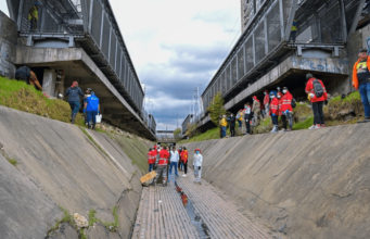 Desmontan 20 cambuches y retiran dos toneladas de basura en Canal Comuneros