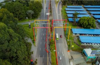 Concesión Túnel Aburrá Oriente y AkzoNobel restaurarán “Pórticos” de Hugo Zapata