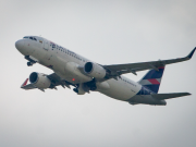 Avión de Avianca con destino a Palmira aterrizó de emergencia