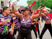 1.400 bailarines llenaron la calle 25 en Cali por ensayo del Salsódromo