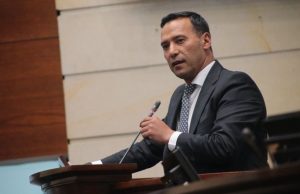 Ausencia de ministros bloqueó control político a emergencia económica