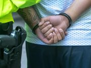 Discusión por propuesta que menores de edad paguen penas igual que adultos en delitos graves