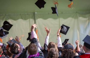Minciencias explica qué hará luego de quitarle los recursos a Colfuturo: ¿en qué consiste el nuevo programa de becas y es viable financiaramente?