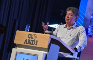 La Andi advierte que la UPC debe aumentar mínimo 15,6 % en 2026 para evitar un colapso mayor del sistema de salud