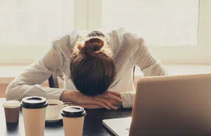 ¿Por qué la irritabilidad y el agotamiento son más intensos en el fin de año? Esto dicen los expertos