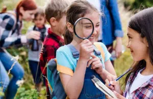 En diciembre aumentan las alergias, intoxicaciones y accidentes en niños: expertos entregan recomendaciones para prevenirlos