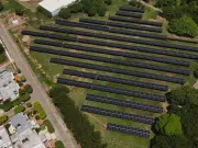 En Valledupar, tres reconocidas marcas de leche en polvo empezarán a producirse con energía solar gracias a minigranja que funciona como los girasoles