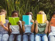 Dramática caída en las habilidades de lectura de los estudiantes de Colombia: crecen las brechas y empeora el desempeño