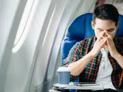 Pasajeros de vuelos comerciales respiran niveles elevados de partículas ultrafinas durante el embarque y el rodaje, según afirma un estudio