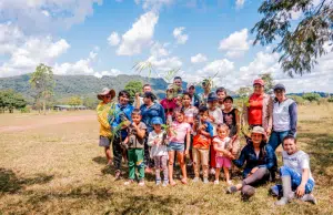 Primax y FCDS avanzan en la restauración de la Amazonía con la siembra de más de 25.000 árboles