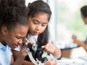 Vacaciones con ciencia: planes para aprender y explorar el universo en familia durante el fin de año en Bogotá