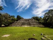 De cavernas sagradas al cacao artesanal: las experiencias clave para conocer la cultura maya en Belize