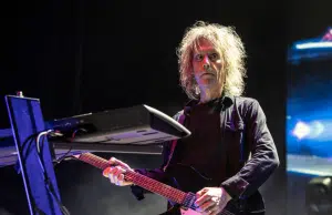 Perry Bamonte, reconocido guitarrista y miembro de The Cure, murió a sus 65 años en el Reino Unido