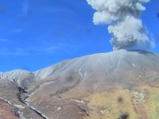 Volcán Puracé: emisiones de ceniza alcanzaron los 1.000 metros de altura