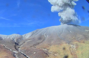 Volcán Puracé: emisiones de ceniza alcanzaron los 1.000 metros de altura