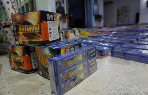 Hallan más de 80 kilos de pólvora ilegal que iban a venderse en Kennedy