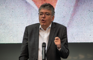 Mauricio Cárdenas inscribió su candidatura presidencial