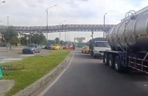 Movilidad en Bogotá hoy martes 9 de diciembre: trancón por choque de camión