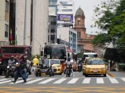 Suspenden el pico y placa en el área metropolitana durante la temporada navideña