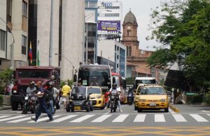 Suspenden el pico y placa en el área metropolitana durante la temporada navideña