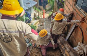 Unidos por el agua: 12.736 familias más de Medellín con agua potable