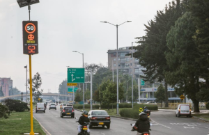 Instalan once paneles de velocidad en varias zonas de Bogotá