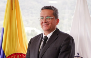 Julián Andrés Fernández se posesionó como viceprocurador general
