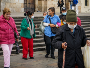 El 1 de enero bajan semanas de cotización para pensión de mujeres