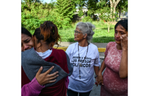 Régimen venezolano ha liberado solo 20 presos políticos del millar que tiene
