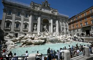 Cuando una moneda no basta: Roma mercantiliza la Fontana di Trevi