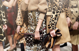 Animal print, rayas y contrastes: los nuevos códigos de estilo en 2026