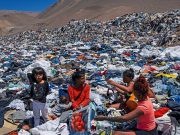 Preocupación por monumental botadero de ropa usada en Chile: miles de millones de toneladas