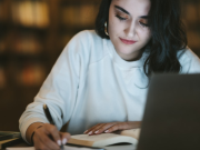 Abren cupos para que colombianos aprendan inglés gratis: requisitos, fechas de inscripción y cómo postularse