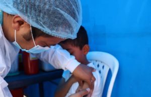 Fiebre amarilla, la enfermedad que tiene en alerta a Colombia: los municipios donde el riesgo es mayor y usted debería vacunarse si los visitará