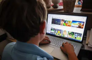 Australia cierra las redes sociales de cerca de cinco millones de adolescentes tras nueva ley: plataformas como TikTok pueden enfrentan multas