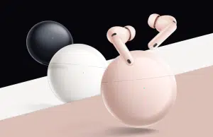 Los Huawei FreeBuds7i permiten responder llamadas sin tocar los audífonos y cambiar la cancelación de ruido sin hacerlo manual