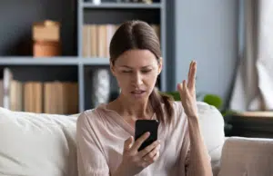 ¿Por qué el celular se apaga de manera inesperada y cómo solucionarlo?