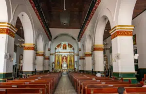 Sí a Dios, pero no a las iglesias: ¿cómo se ha transformado la relación de América Latina con la religión?