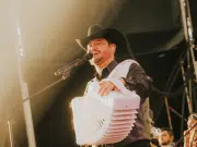 Eden Muñoz llega por primera vez al Movistar Arena con su gira “Como en los viejos tiempos”