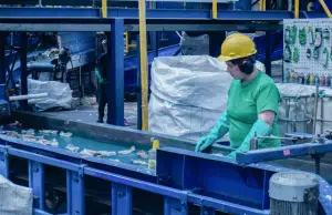 Colombia reincorporó más de 60.000 toneladas de residuos en 2025 y se adelantó un año en metas de economía circular