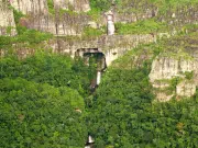 Parques Nacionales y la UNGRD refuerzan el monitoreo climático y la investigación en Chiribiquete ante impactos del cambio climático