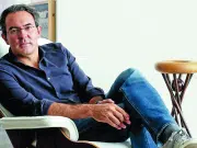 ‘Quisiera que los colombianos elijan a alguien que no sea violento’: Juan Gabriel Vásquez habla sobre su nuevo libro y la época de la opinadera