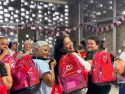 Totto se une a la Fundación Con Cora de Karol G y lanza un morral de edición especial con enfoque social