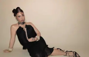 ‘En español puedo cantar de más cosas, todo se siente más romántico; en inglés no suena tan bonito’: Kali Uchis